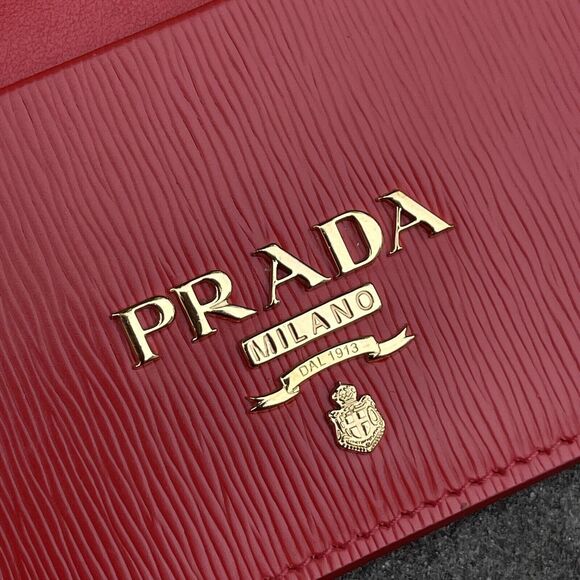 Prada Card Holder Vitello Move Red And Gold 3 Cc - Picture 4 of 11